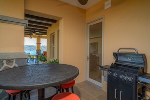 Interior - Marbella 2F 3 bdr Ocean View in Los Suenos (Jacó)