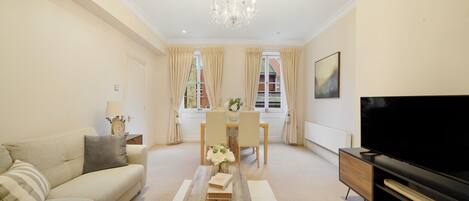 基本公寓 | 起居區