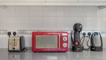 Basic Apartment | Interior