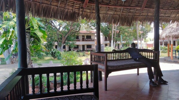 Interior detail - Malindi Pearl Hotel (Malindi)