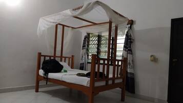 Deluxe Single Room, Garden View | Free WiFi, bed sheets