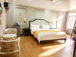 Doppia Superior, 1 letto queen, servizio di pulizie disponibile, vista cortile