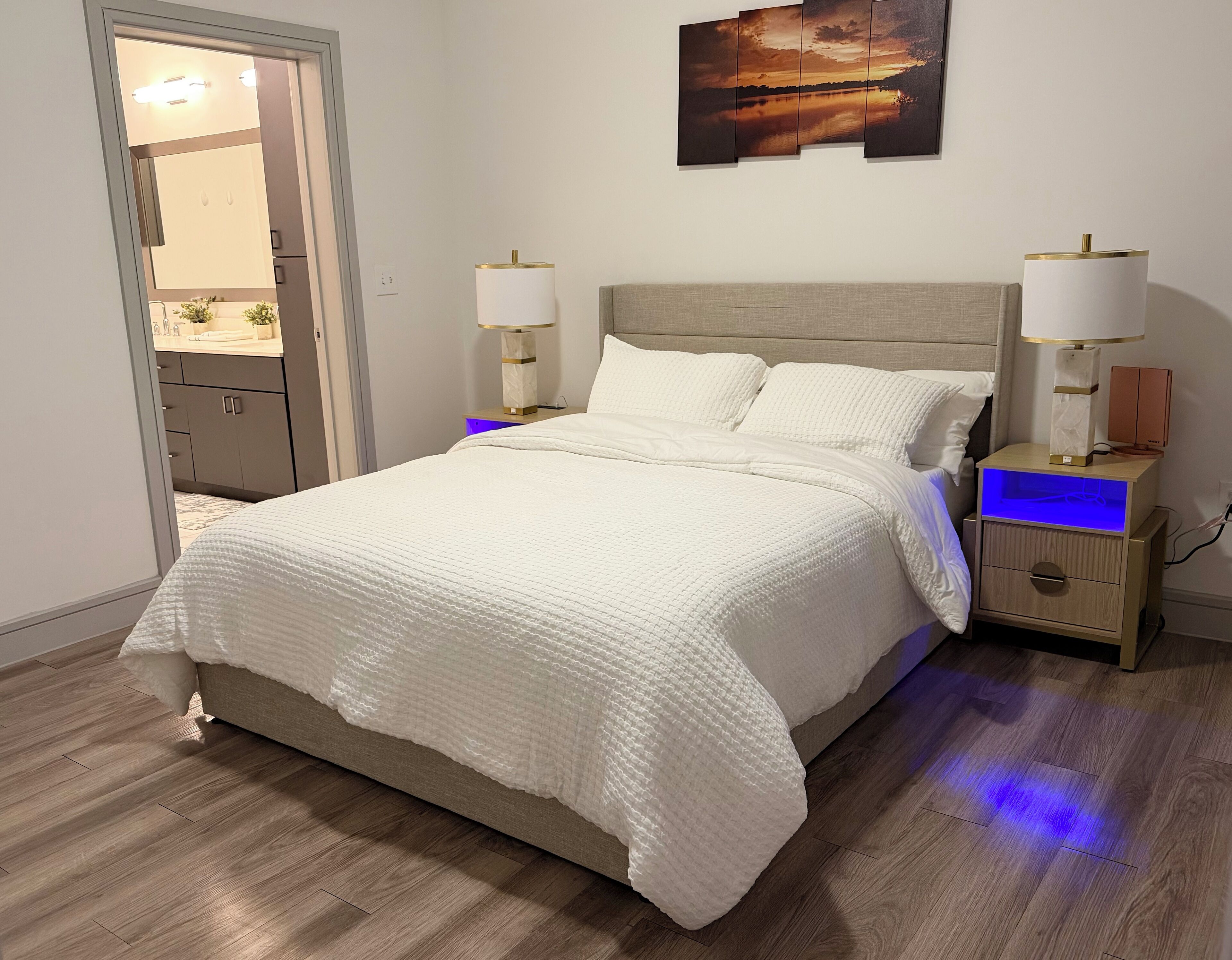 Iron/ironing board, WiFi, bed sheets