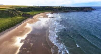 Beachfront Scottish Retreat | Cosy Whisky Snug + Stunning Views
