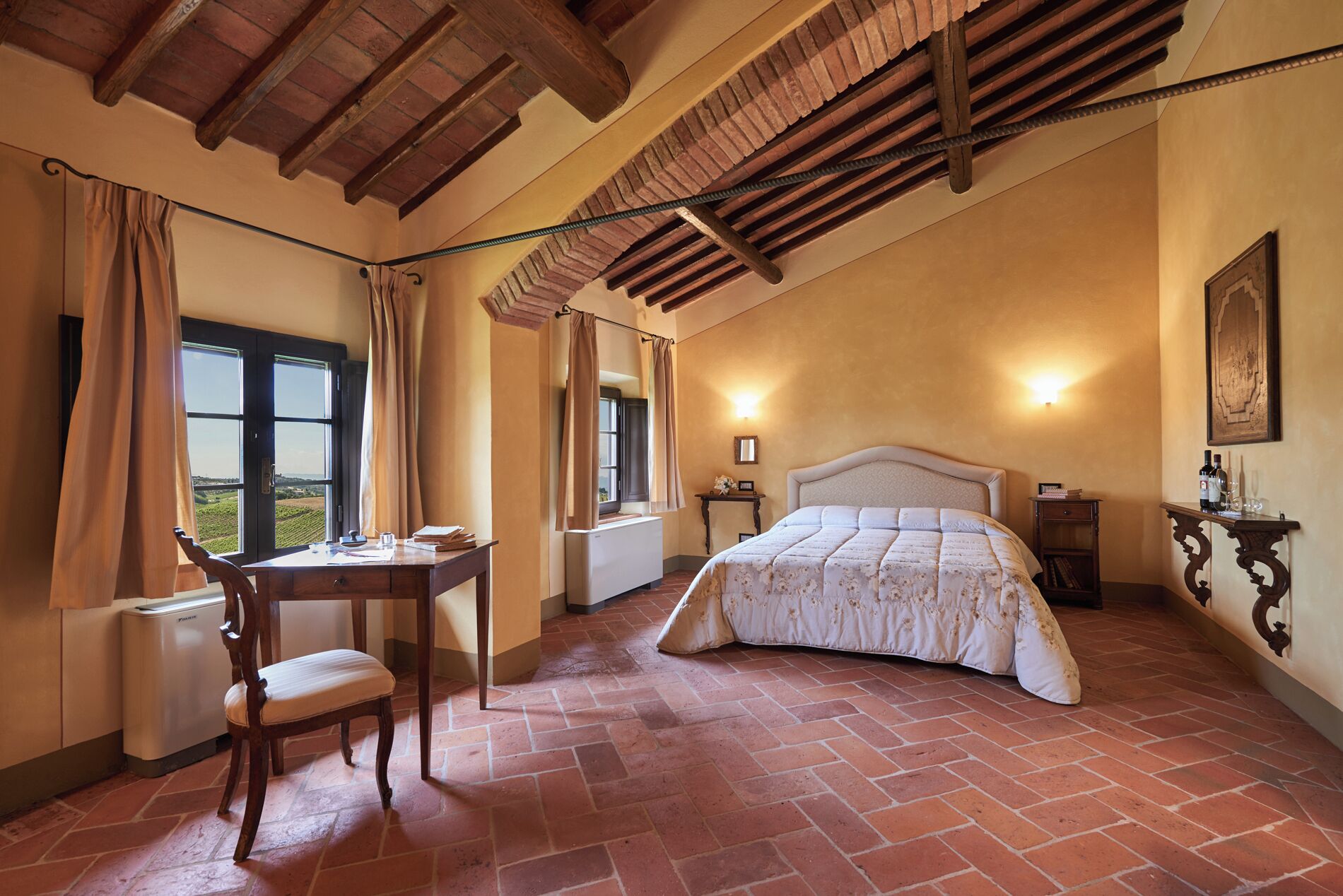 Junior Studio Suite, 1 Bedroom, Garden View | Frette Italian sheets, premium bedding, pillowtop beds, in-room safe