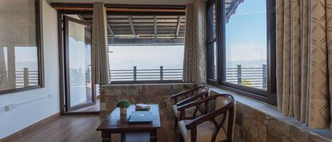 Luxury Villa, Hill View | Interior