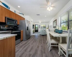 Nicht klassifiziertes Bild, 4 von 10, Schaltfläche