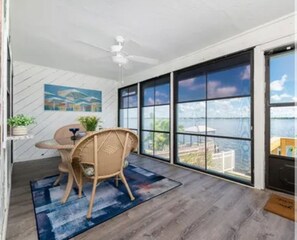 Dining - Bayfront Condo, Prime Beach Access, Manasota Key (Englewood)