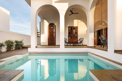 House of Jasol by DanCenter, Jaipur