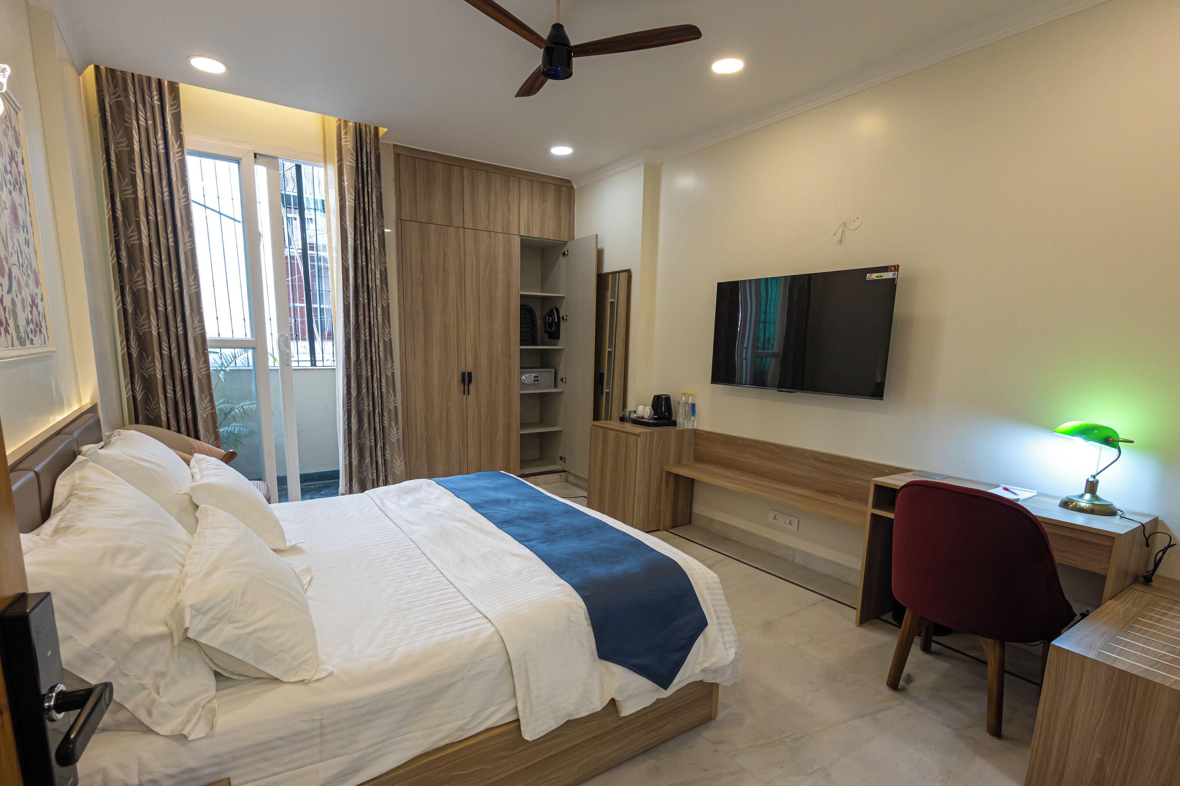 Deluxe-Doppelzimmer | Zimmersafe, Schreibtisch, kostenloses WLAN