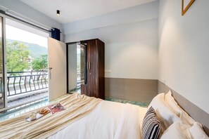 4 dormitorios, escritorio, tabla de planchar con plancha y wifi gratis