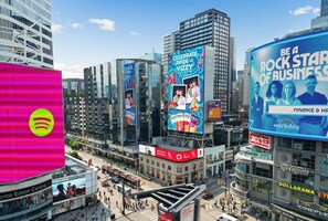 Unclassified image, 4 of 10, button