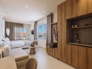2 chambres, fer et planche à repasser, Wi-Fi gratuit, draps fournis