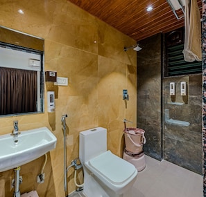 Double Room - Hotel Grand Heritage (Badami)