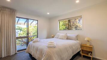 2 bedrooms, Internet, bed sheets
