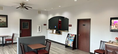 Suburban Studios Clute - Lake Jackson