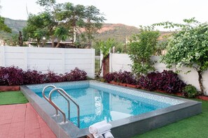 Unclassified image, 3 of 38, button - Ventara Bliss 4bhk by Palette | Pool | Lonavala (Lonavala)