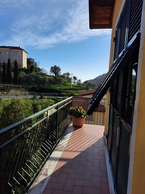 Nicht klassifiziertes Bild, 2 von 30, Schaltfläche