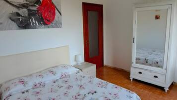 Bügeleisen/Bügelbrett, Bettwäsche