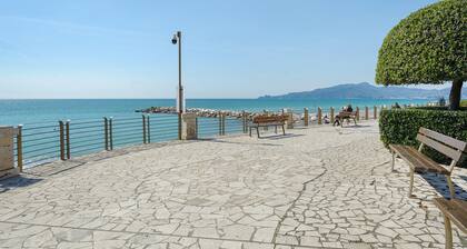 Apartment 'Il Noce – Nähe Chiavari' mit Bergblick, privatem Garten und Klimaanlage