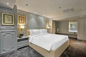 Unclassified image, 2 of 36, button - Hotel in Vadodara near Railway Station (Vadodara)