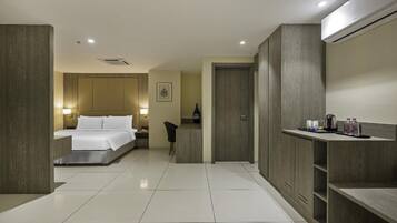 1 chambre, bureau, Wi-Fi gratuit, draps fournis