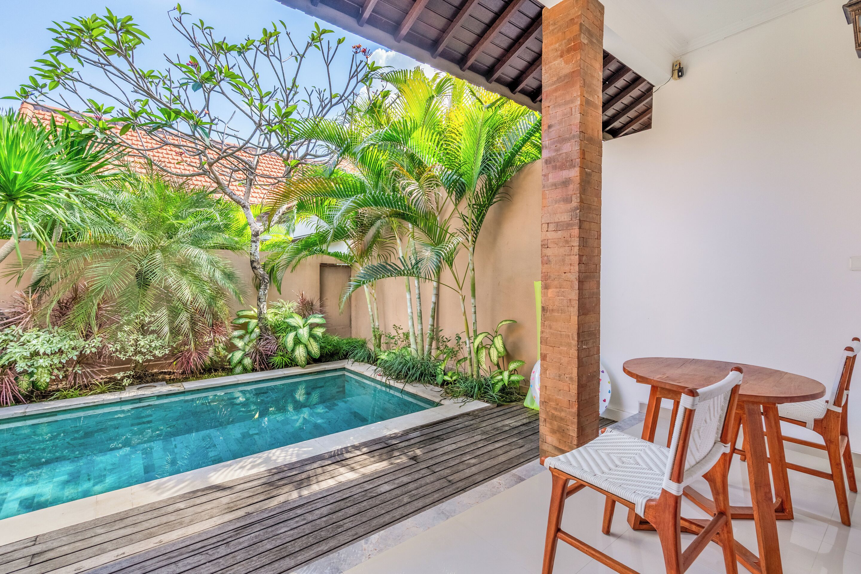 Comfort villa, uitzicht op zwembad | Terras