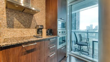 Royal Room, 2 Bedrooms | Private kitchen | Full-size fridge, microwave, oven, stovetop