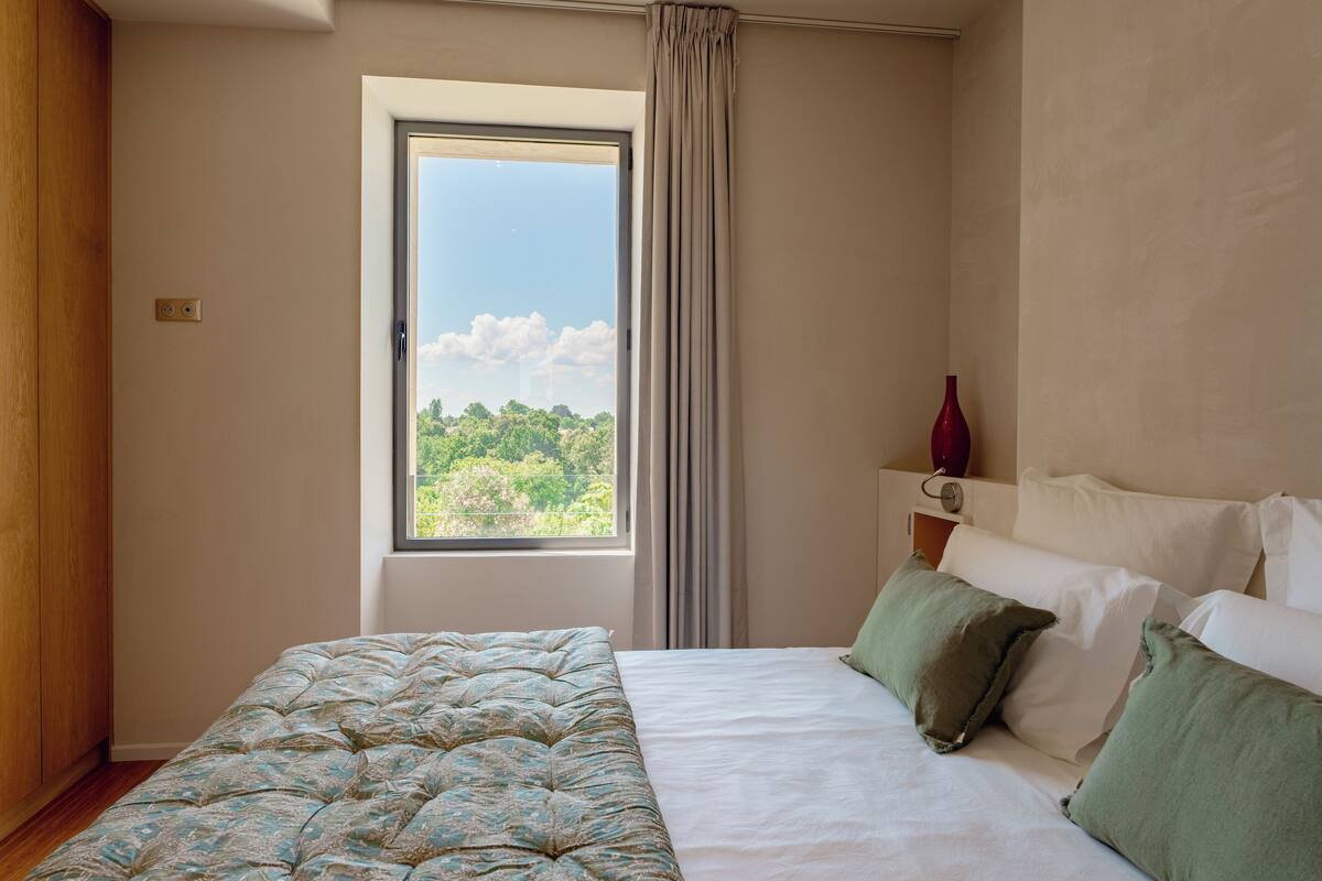Deluxe Double Room, Hill View