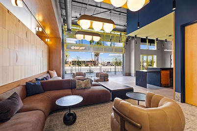 The 233 Suites Unscripted by Hyatt
