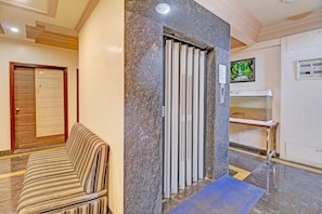 Unclassified image, 3 of 23, button - Palette Hotel Pune, MIDC Chinchwad (Bhosadi, Pune)