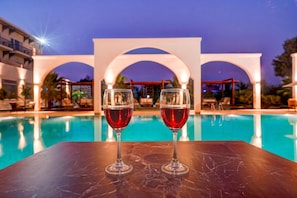 Imagen sin descripción, 2 de 37, botón