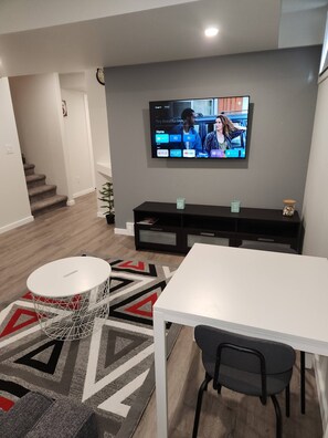 Interior - A Modern & Homely 1 BR Suite (Winnipeg)