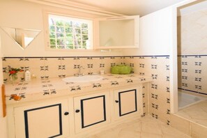 Dusche