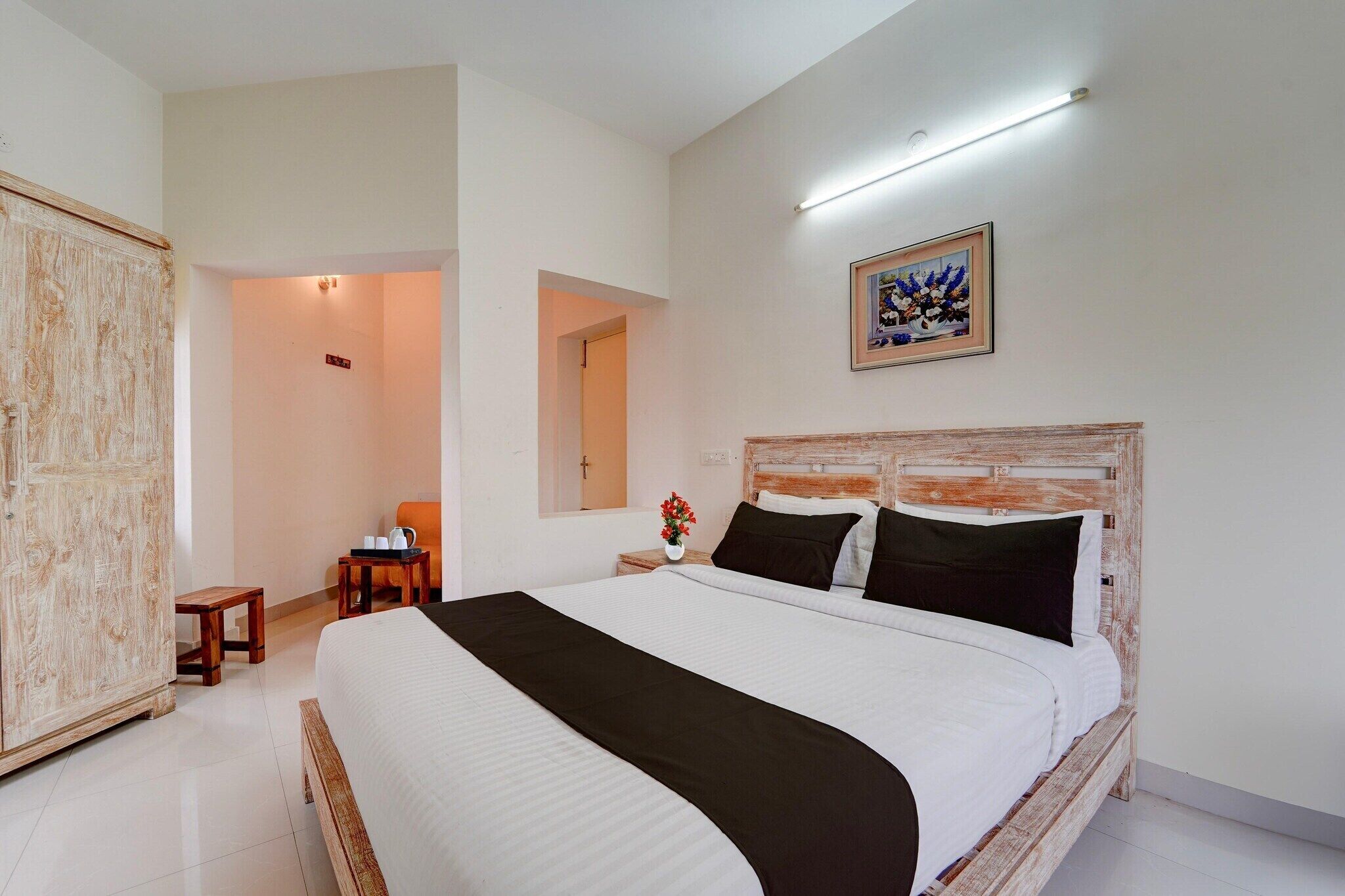 2 soverom, skrivebord, strykejern/-brett og wi-fi (inkludert)