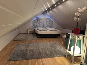 2 bedrooms, Internet, bed sheets