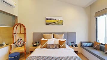 1 bedroom, desk, iron/ironing board, bed sheets