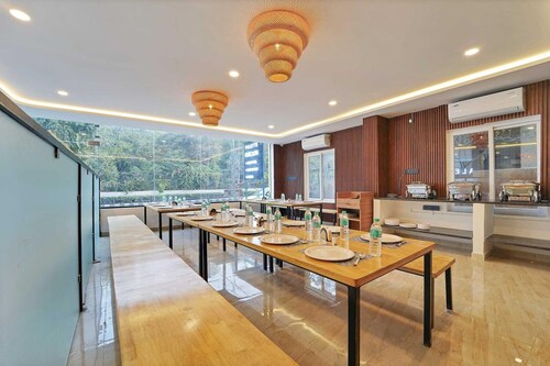 Palette Hill View Hotel by CheckIn 3