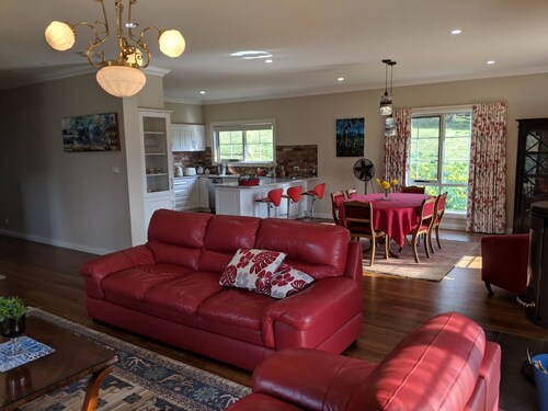 Mountain Blue Guest house