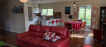 Mountain Blue Guest house