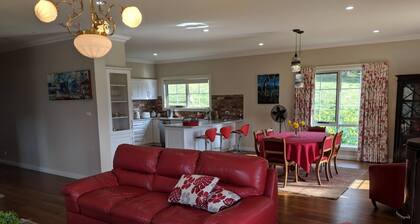 Mountain Blue Guest house