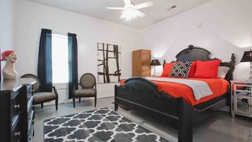 7 bedrooms, iron/ironing board, WiFi, bed sheets