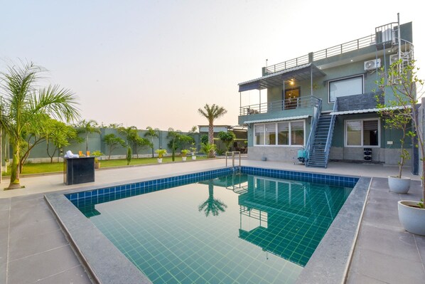 Imagem sem classificação, 1 de 40, botão