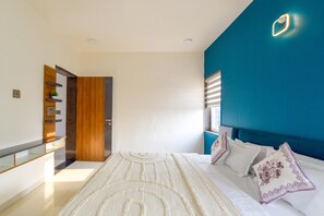 3 chambres, bureau, Wi-Fi gratuit, draps fournis
