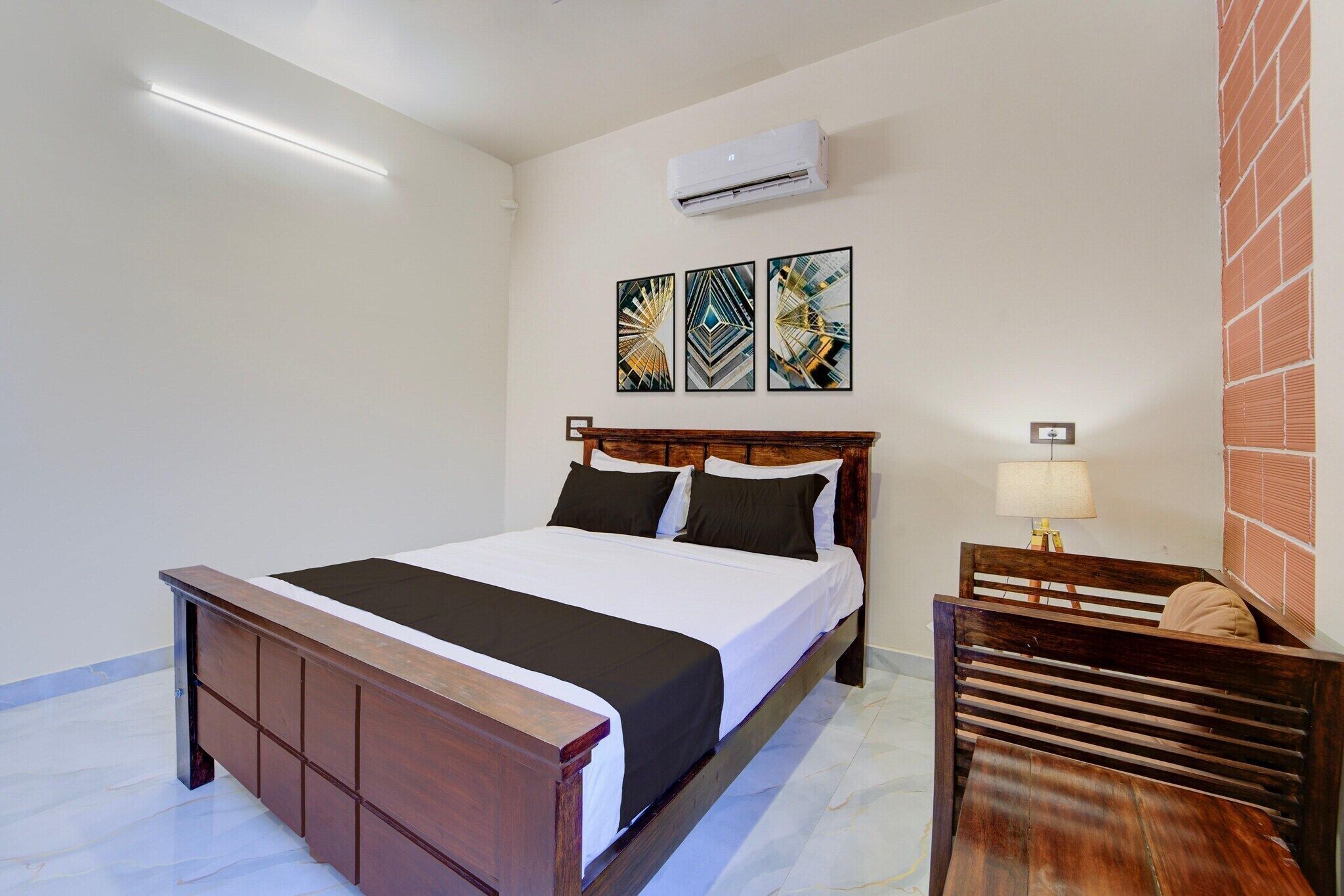 3 chambres, bureau, fer et planche à repasser, Wi-Fi gratuit