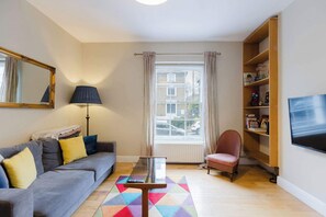 TV - Lovely 2BD Flat Near Camden And Primrose Hill (Greater London)
