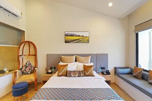 1 bedroom, desk, iron/ironing board, bed sheets