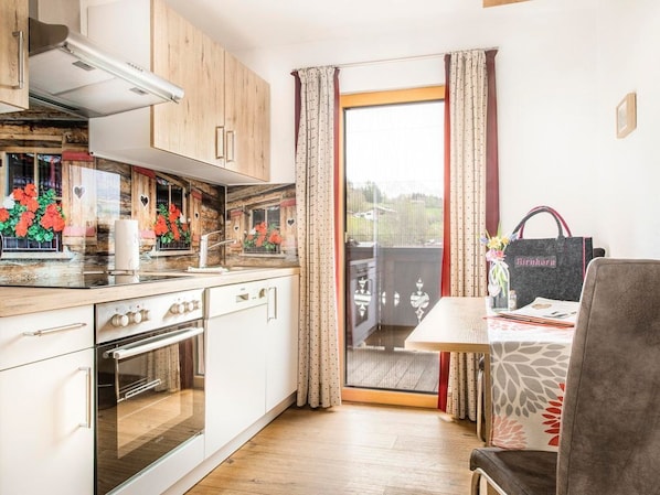 Nicht klassifiziertes Bild, 1 von 37, Schaltfläche