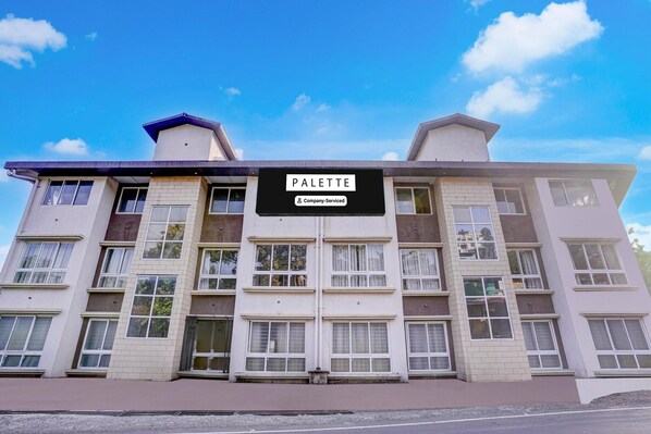 Unclassified image, 1 of 36, button