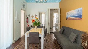 Apartemen, dapur, pemandangan kota | Interior